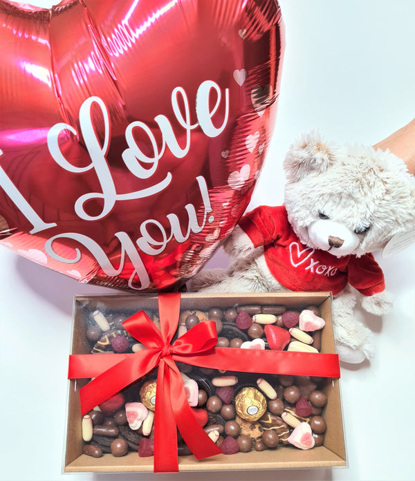 Valentine’s Day Special (Box, Teddy & Balloon)